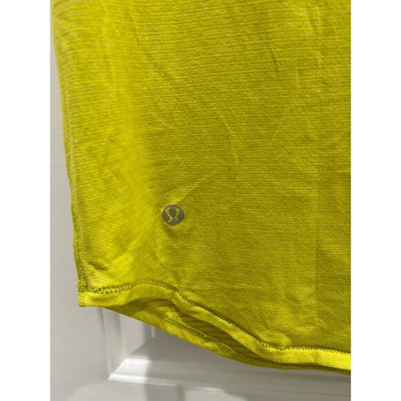 Lululemon Run Away Tee Heathered Almost Pear Short Sleeve Workout Shirt Sz 6 / 8 - Picture 5 of 6